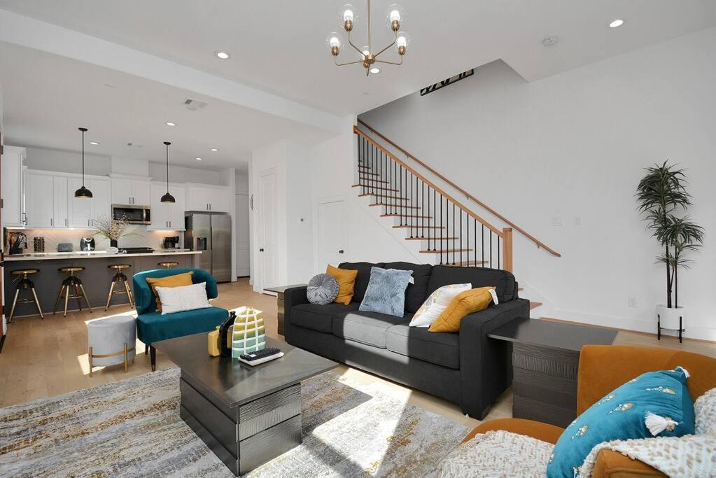 Blissful Getaway Home With Hot Tub & Backyard Near Downtown Houston Eksteriør billede