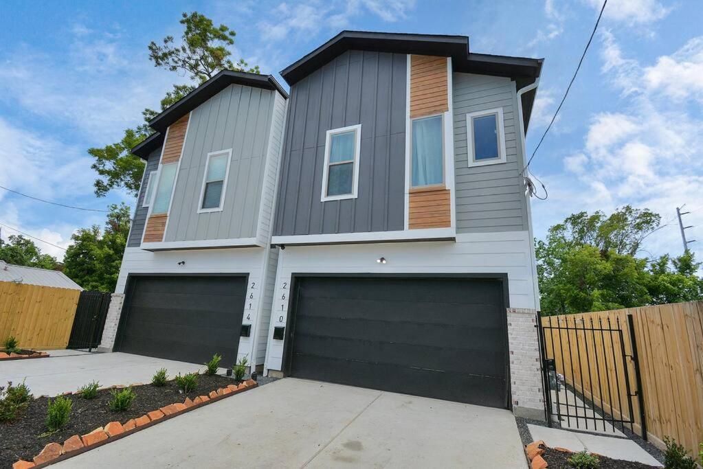 Blissful Getaway Home With Hot Tub & Backyard Near Downtown Houston Eksteriør billede