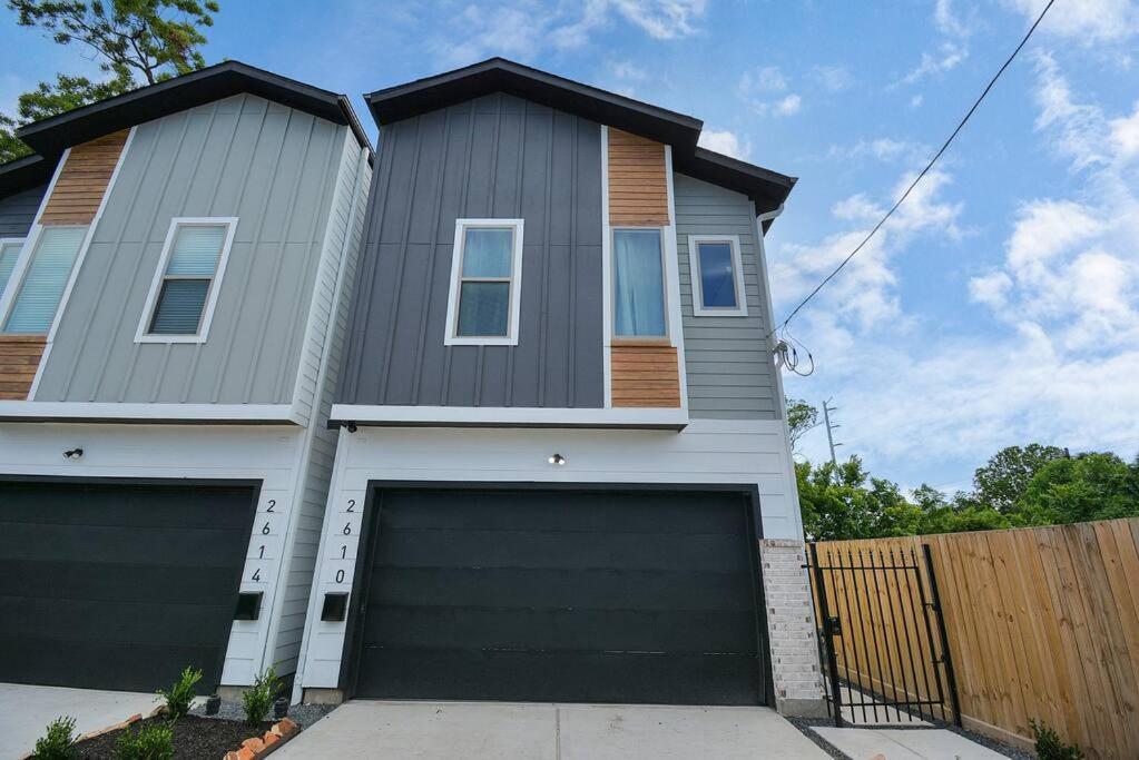 Blissful Getaway Home With Hot Tub & Backyard Near Downtown Houston Eksteriør billede